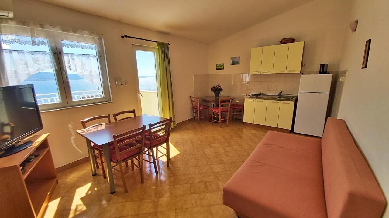 Apartments Marko Nemira Omiš Exterior foto